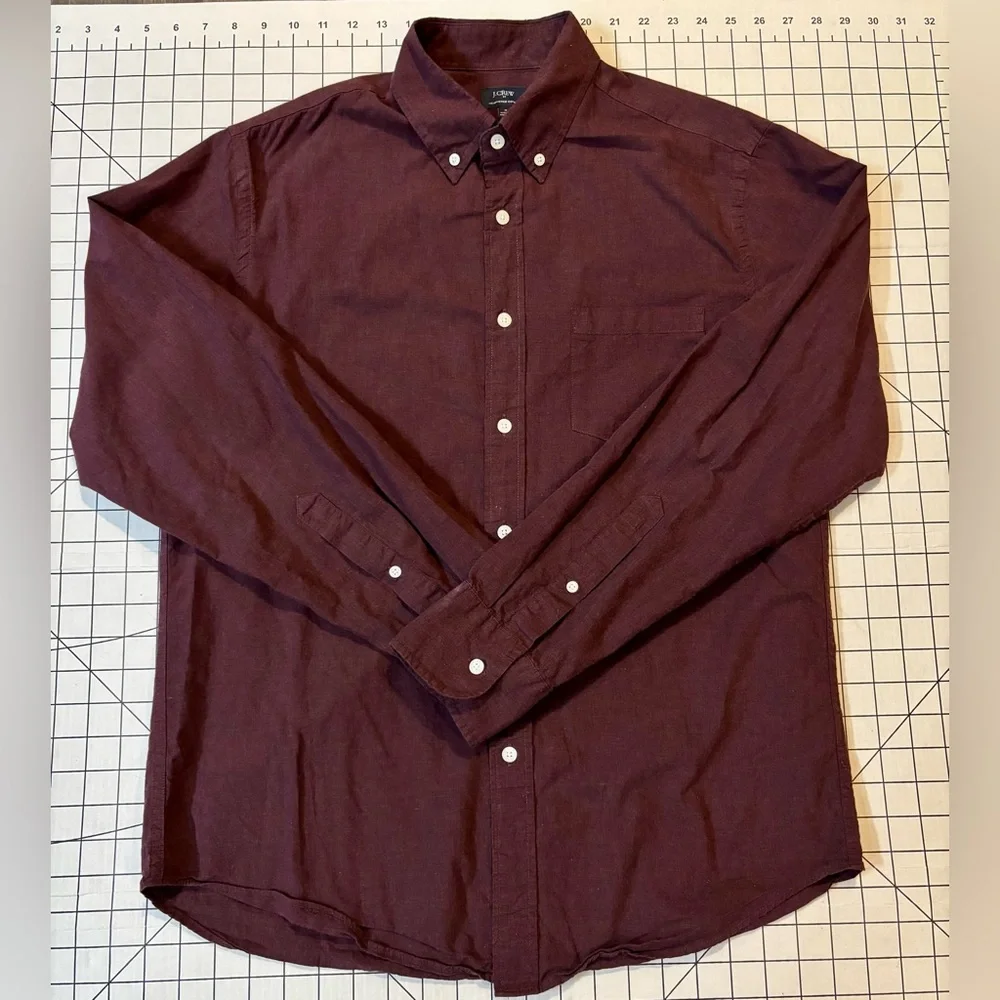 J. Crew Men’s Medium Maroon Heathered‎ Cotton Button Down Shirt